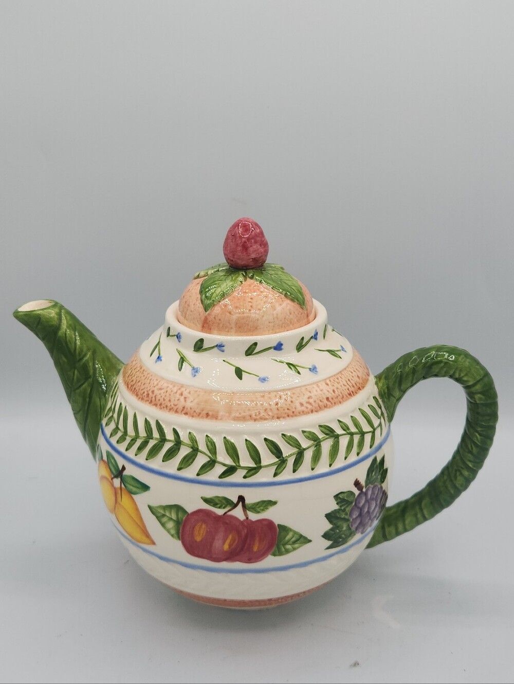 Vintage Fresh n fruity Tea pot
